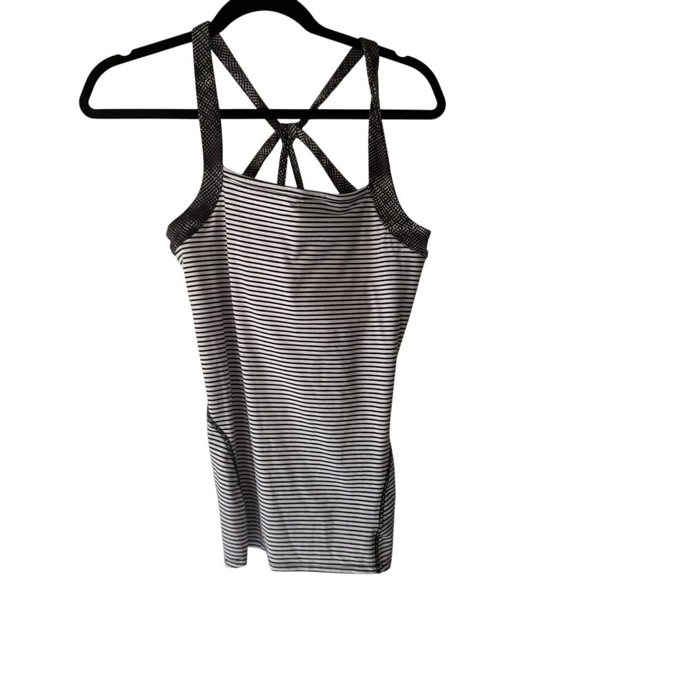 Soybu Black‎ White Striped Tank Top L Built-In Bra Criss Cross Back Activewear